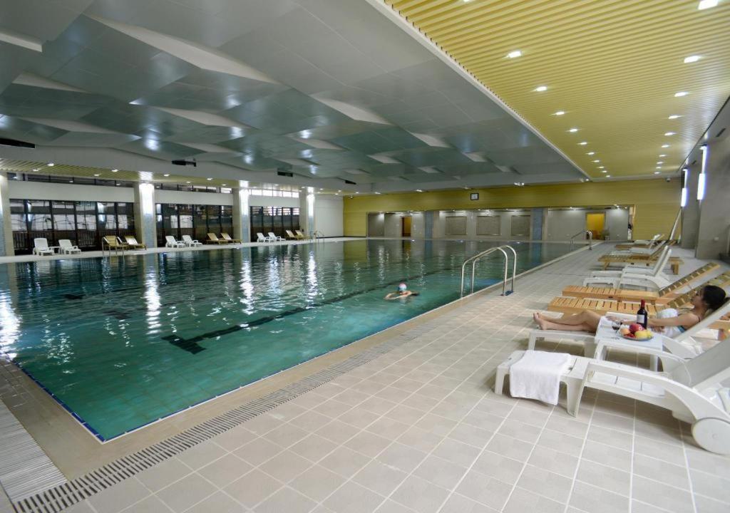 Chongqing Sunshine Continental Grand Hotel Екстериор снимка