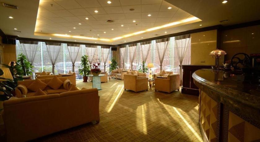 Chongqing Sunshine Continental Grand Hotel Екстериор снимка